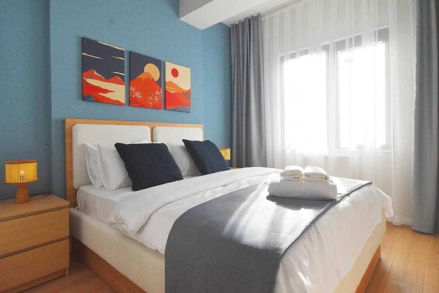 Brand New Apt With 2 Beds & Office Istanbul Apartment